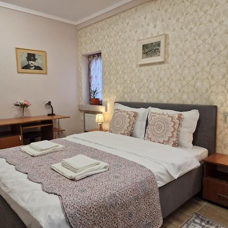 Laroka House Arty And Cosy Studio Universitate Center Βουκουρέστι Εξωτερικό φωτογραφία