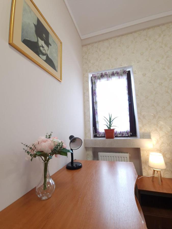 Laroka House Arty And Cosy Studio Universitate Center Βουκουρέστι Εξωτερικό φωτογραφία
